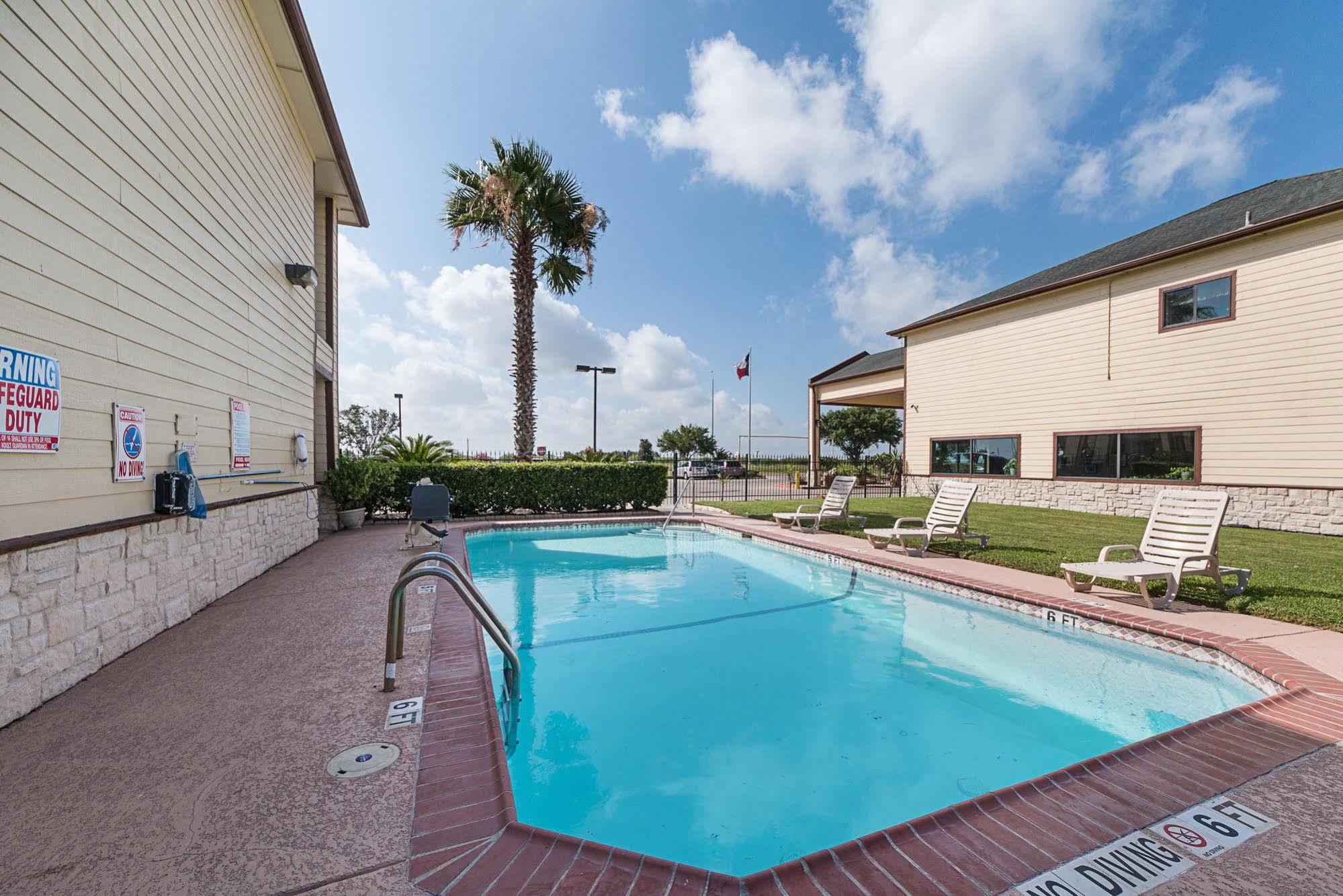 Lone Star Inn&Suites Victoria Exterior foto